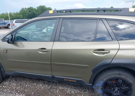 2023 Subaru Outback Wilderness из США, поврежденный, VIN 4S4BTGUD2P3112454